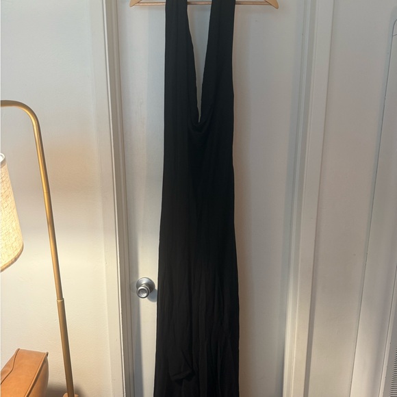 Michael Costello Black Backless Gown - Picture 6 of 8